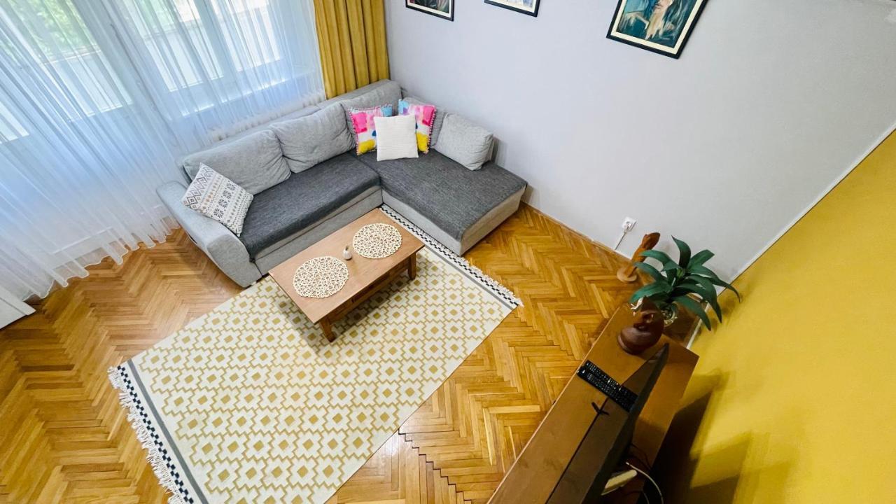 Апартаменты Apartman Jelena II Сремска-Митровица Экстерьер фото
