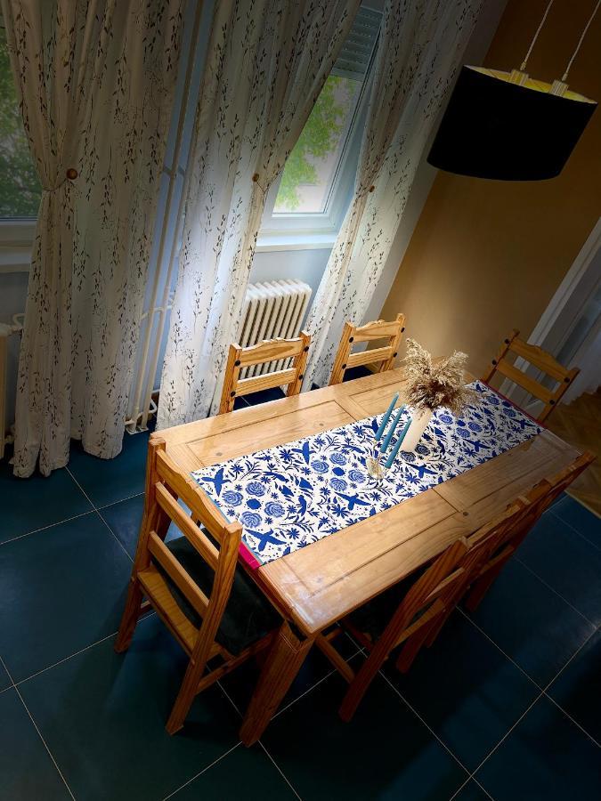 Апартаменты Apartman Jelena II Сремска-Митровица Экстерьер фото